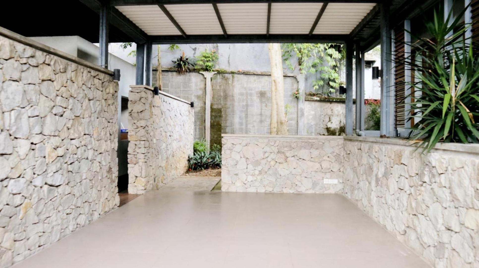 Proven Living Hotel Bandung Exterior foto